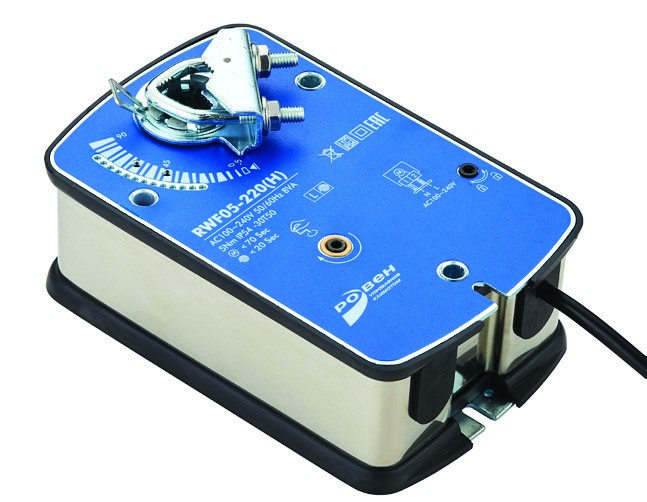 Преобразователь частоты RW-11 7,5 кВт, 17,0 А, 380-480 В, IP 20 с панелью управления (RW11010)